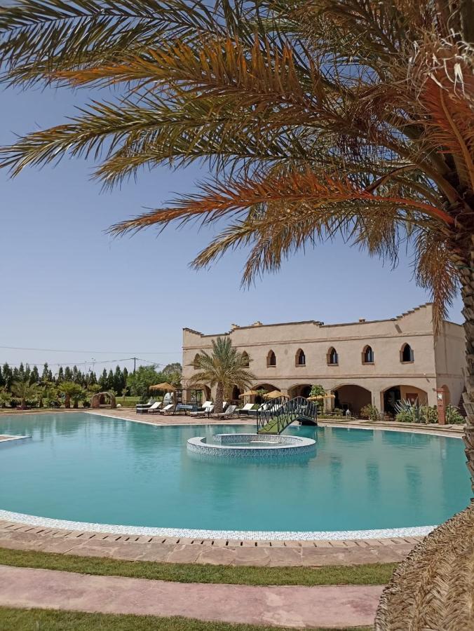 Les Jardins D Amizmiz 6 Piscines Panzió Wawizelte Kültér fotó