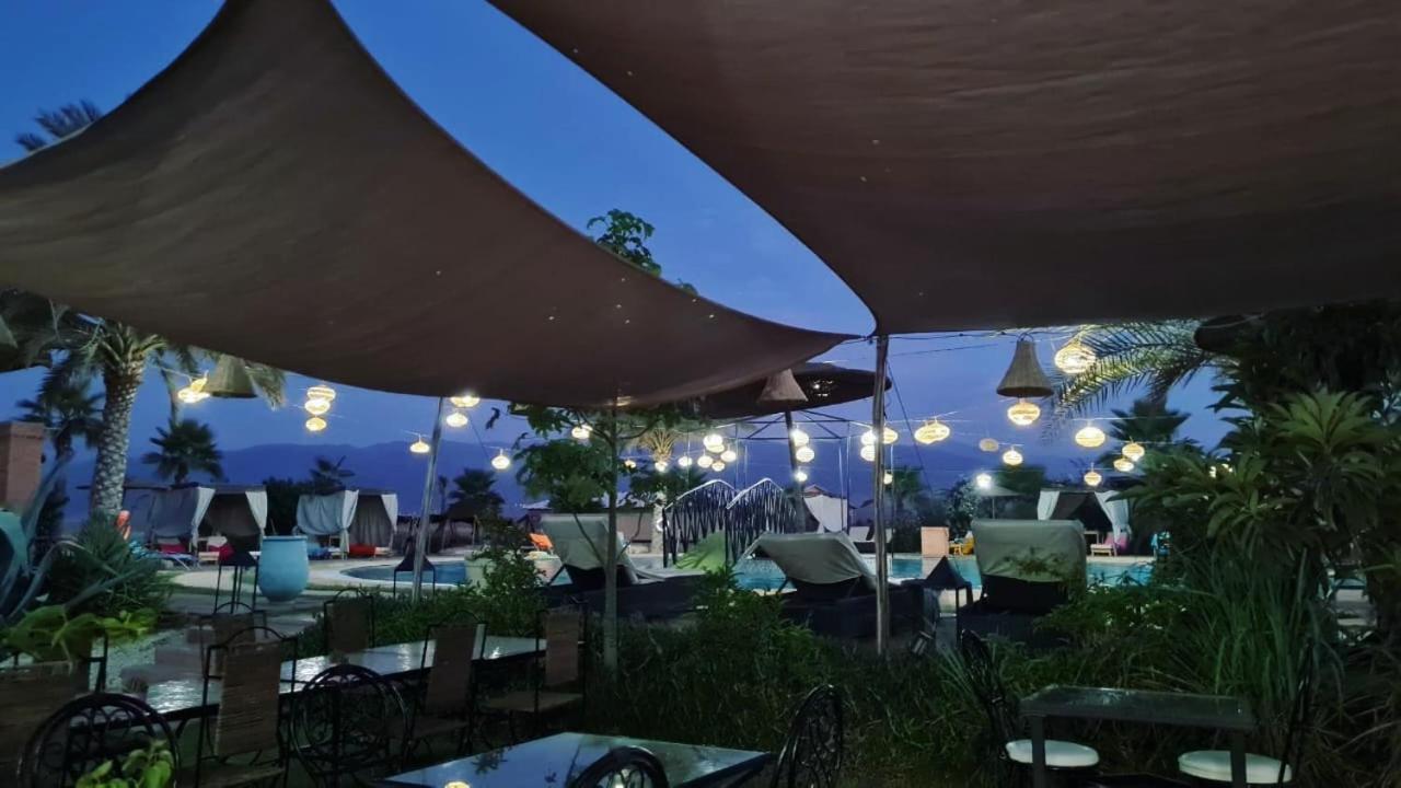 Les Jardins D Amizmiz 6 Piscines Panzió Wawizelte Kültér fotó